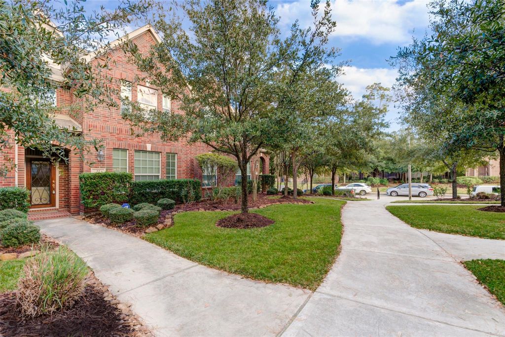 Photo of 22 Bettina Lane, The Woodlands, TX 77382 (MLS # 5869076)