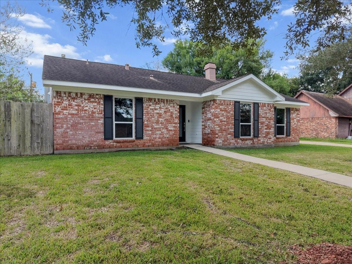 4910 Old Castle Lane