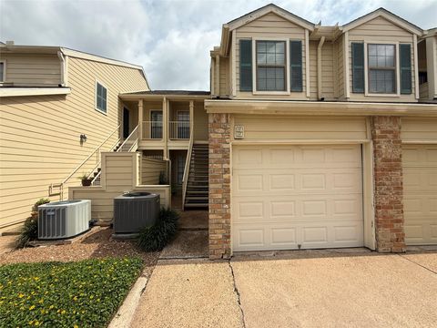 Photo of 777 Bering Drive #745A, Houston, TX 77057 (MLS # 20908467)