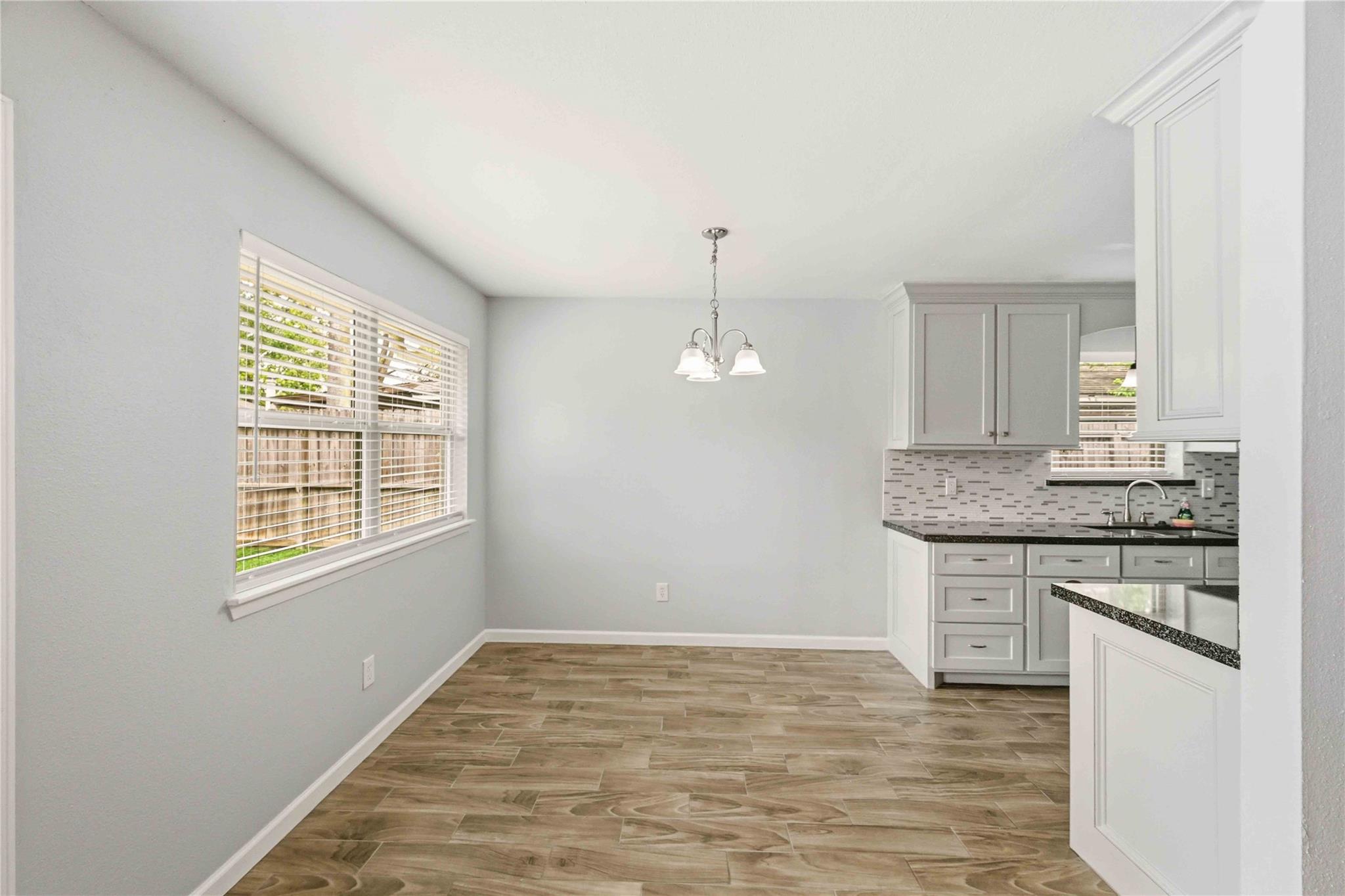 5522 Bridgegate Drive
