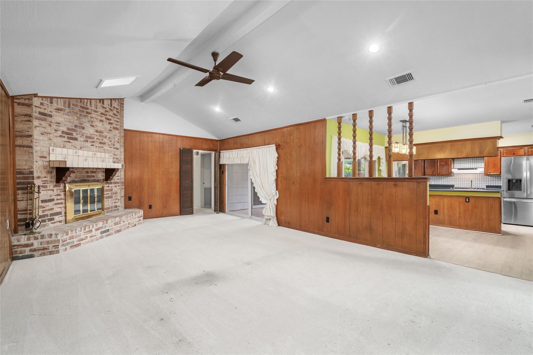 7015 Rosebrook Circle