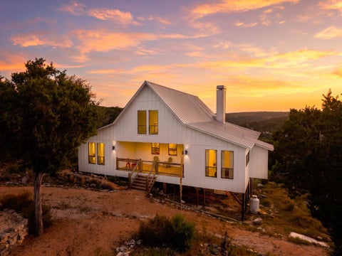 Photo of 4010 Summit Hurst, New Braunfels, TX 78132 (MLS # 78458744)