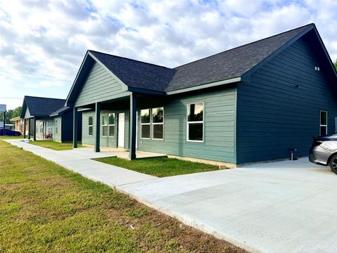 Photo of 504 Ross Sterling Avenue #B, Anahuac, TX 77514 (MLS # 21979873)