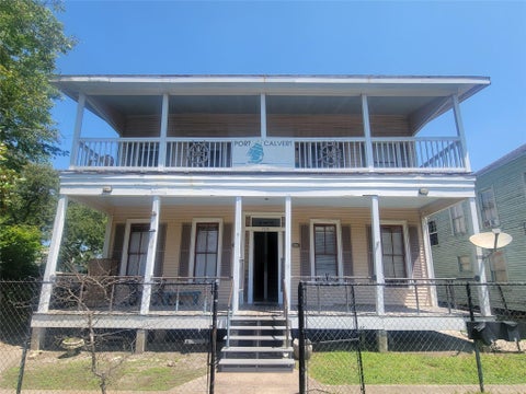 Photo of 1910 Avenue N #4, Galveston, TX 77550 (MLS # 21743569)