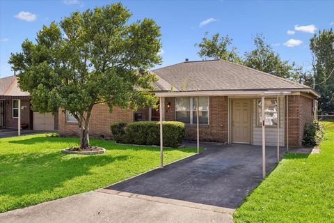 Photo of 4411 Billingsley Street, Houston, TX 77009 (MLS # 66757105)