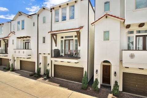 Photo of 1221 Bonner Street, Houston, TX 77007 (MLS # 67427414)