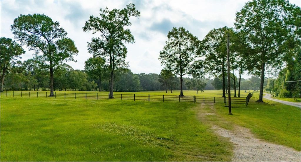 Photo of 0 Seven Sisters Dr, New Caney, TX 77357 (MLS # 42092931)