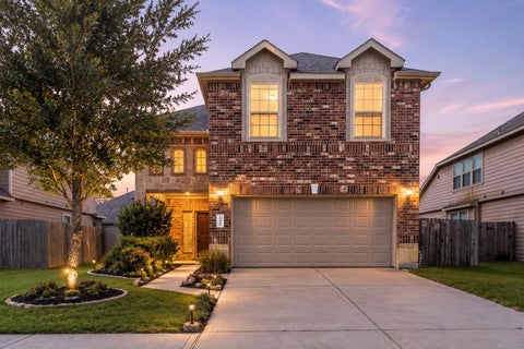 Photo of 17135 Devon Dogwood Trail, Richmond, TX 77407 (MLS # 72134188)