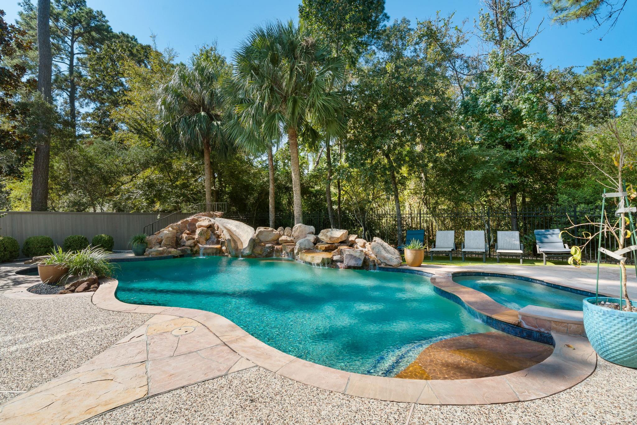 70 E Bracebridge Circle