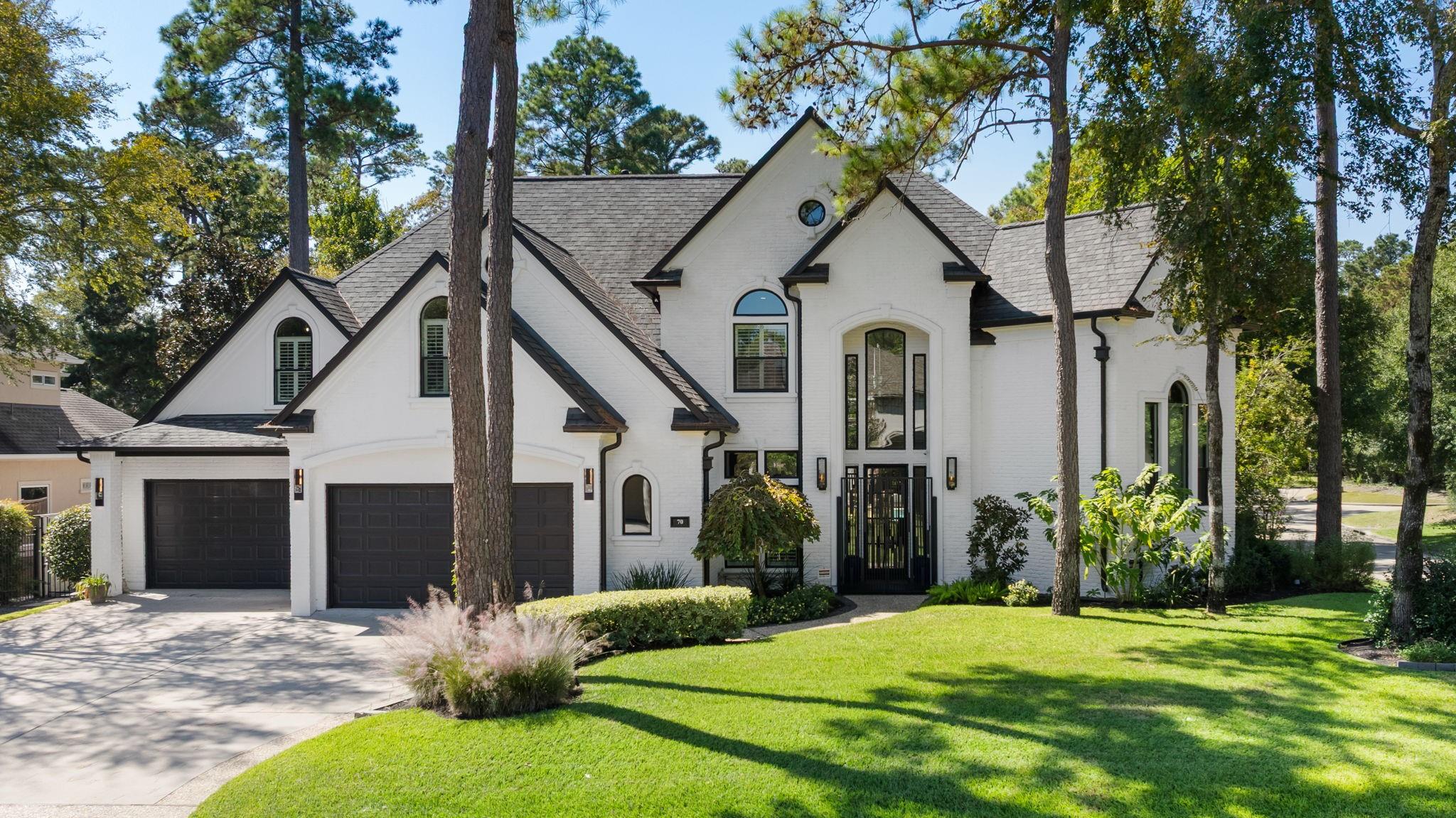 70 E Bracebridge Circle