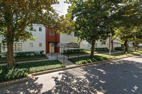 Photo of 5611 Jackson Street #11, Houston, TX 77004 (MLS # 28555921)