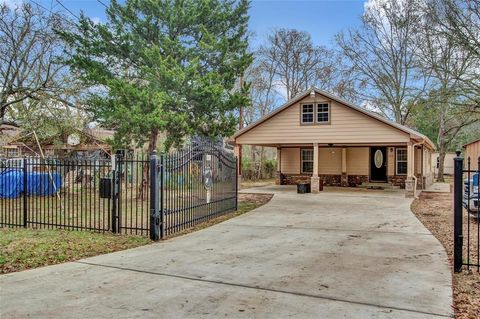 2078 Jeffcote Road Conroe TX 77303