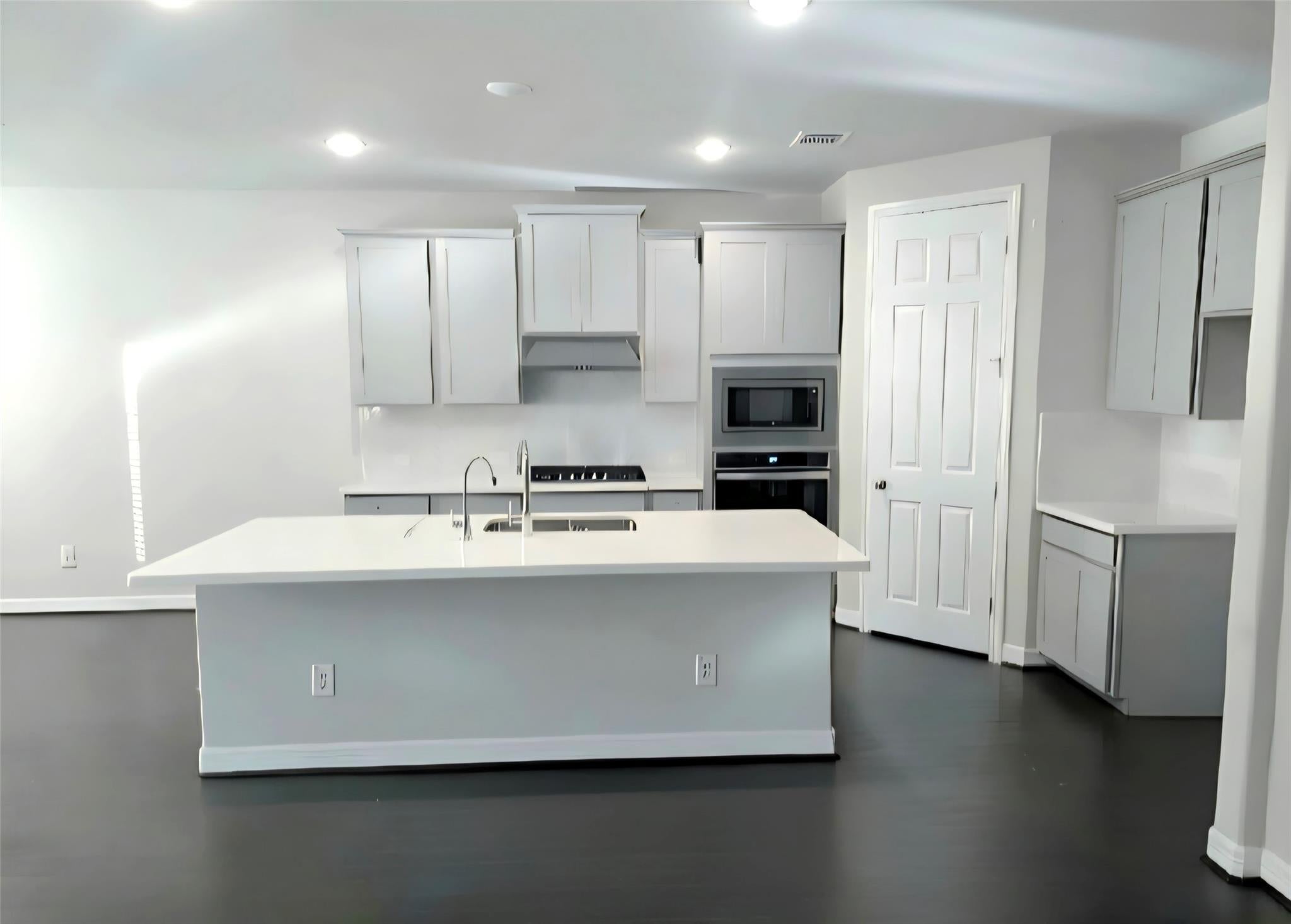 17119 Bainham Forest Trail
