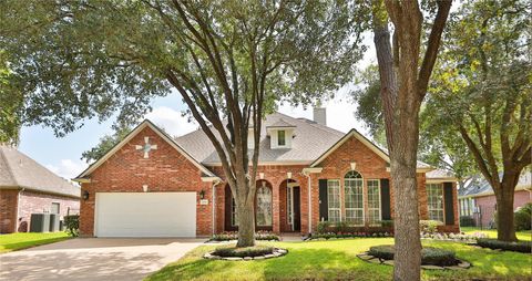 Photo of 16419 Canyon Chase Drive, Houston, TX 77095 (MLS # 21206369)