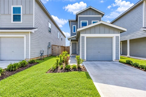 Photo of 910 Pertuso Ln Ln, Huffman, TX 77336 (MLS # 49745984)