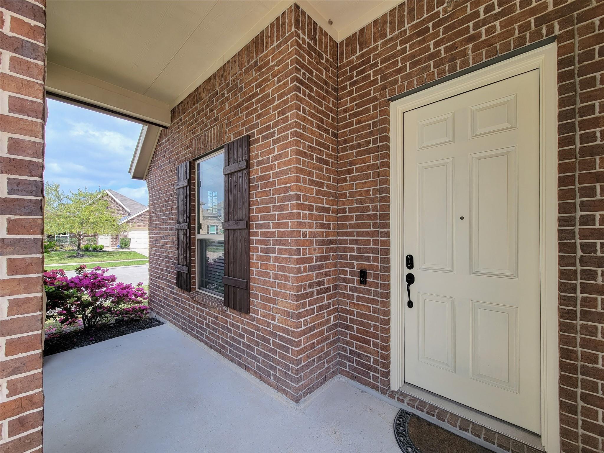 21103 Normandy Glen Street