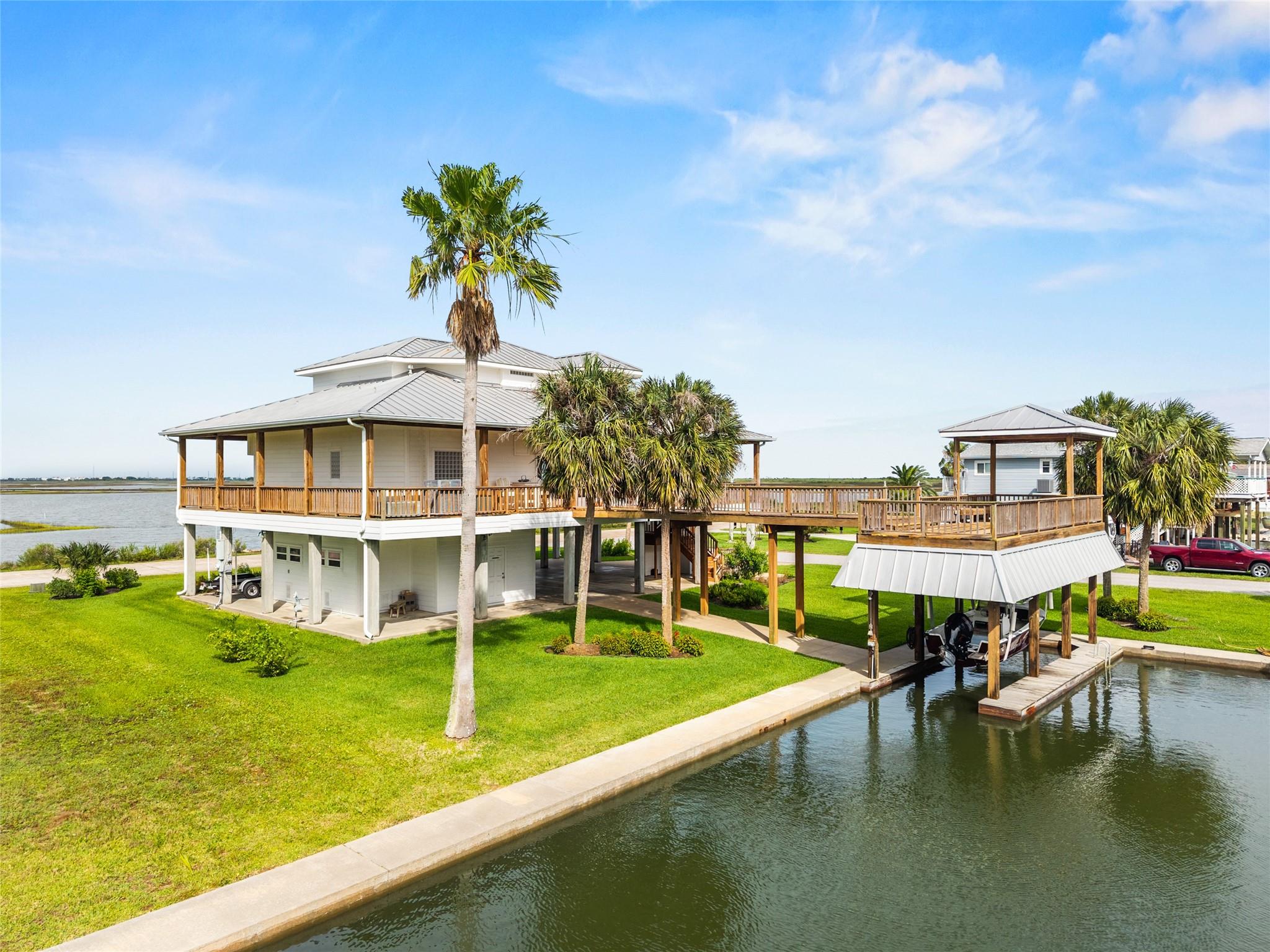 4301 Jolly Roger Road