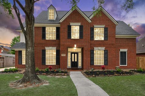 Photo of 4534 Brook Shadow Drive, Houston, TX 77345 (MLS # 88316330)