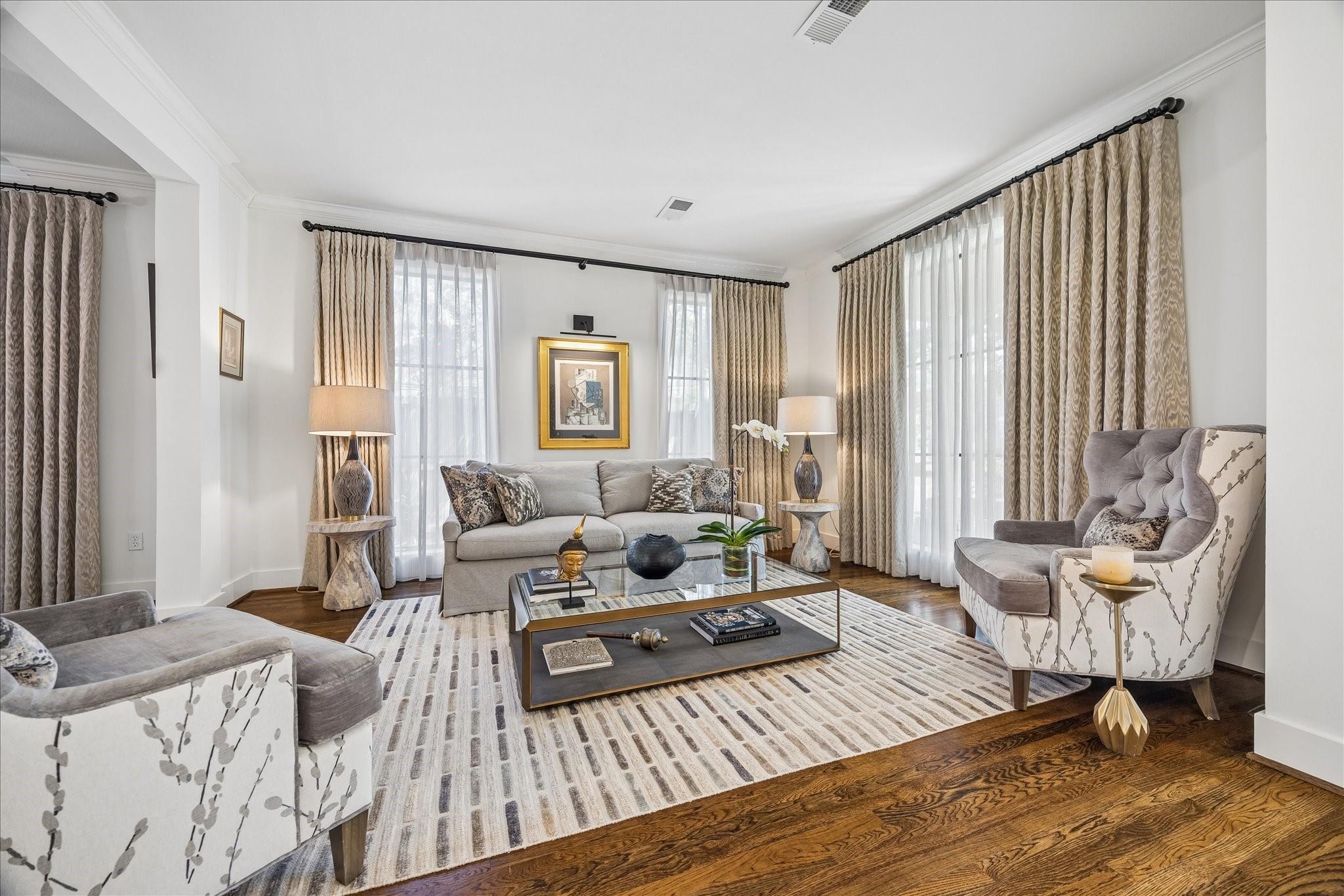 2402 Mcclendon Street