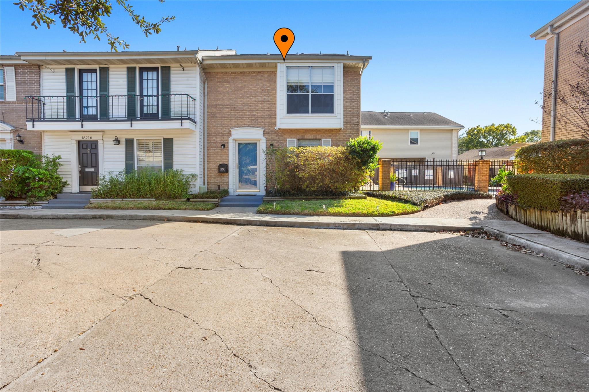 18214 Heritage Lane 8214