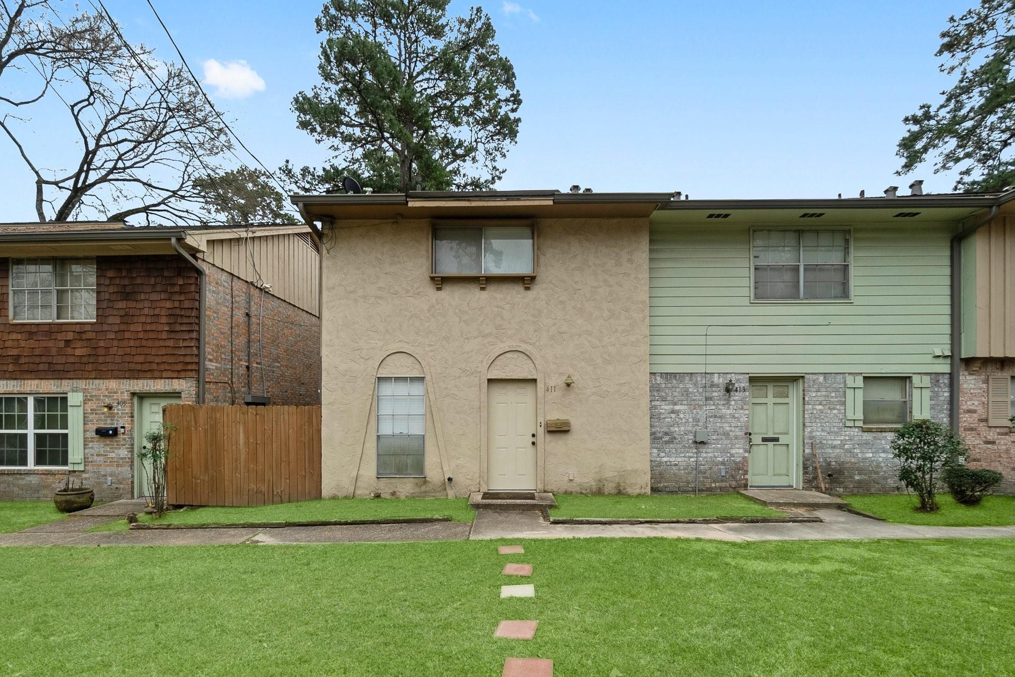 407 W Semands Street