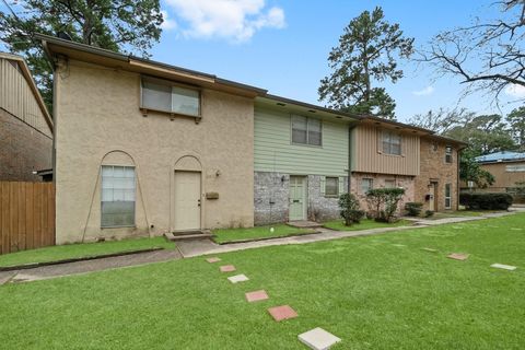 407 W Semands Street Conroe TX 77301