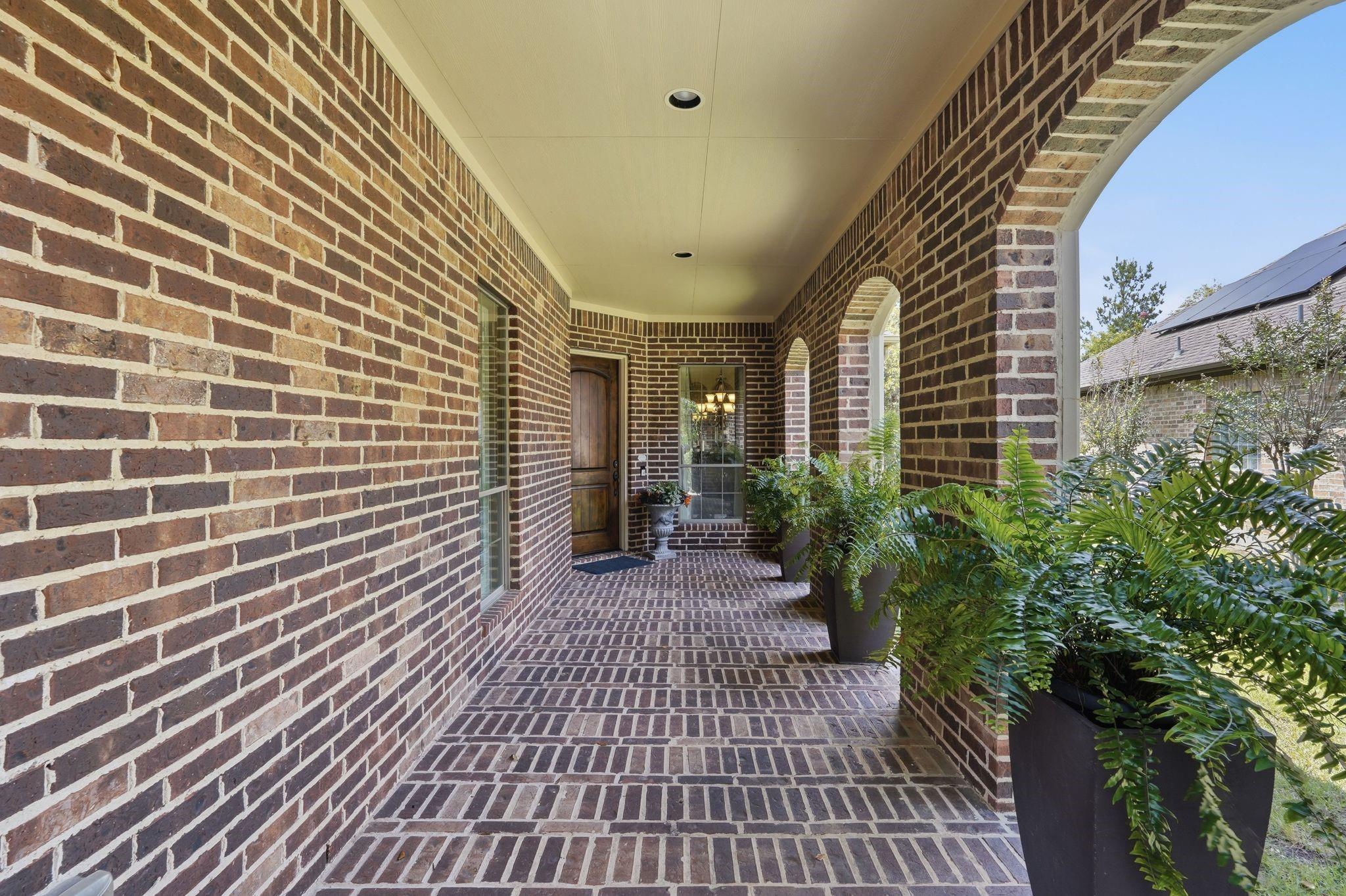 147 W Crystal Canyon Circle