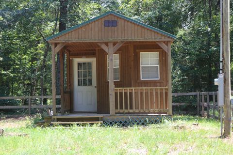 Photo of 175 Cloverdale, Livingston, TX 77351 (MLS # 49598446)