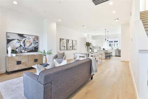 Photo of 1020 W 15th 1/2 Street #A, Houston, TX 77008 (MLS # 35409041)