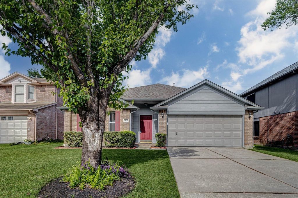 Photo of 18114 Noble Forest Drive, Humble, TX 77346 (MLS # 41142310)