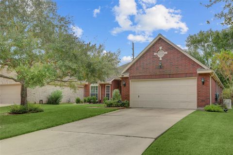 Photo of 2614 S Peach Hollow Circle Circle, Pearland, TX 77584 (MLS # 63095419)