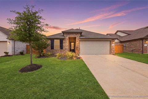 Photo of 32322 Melbrooke Drive, Brookshire, TX 77423 (MLS # 76363357)