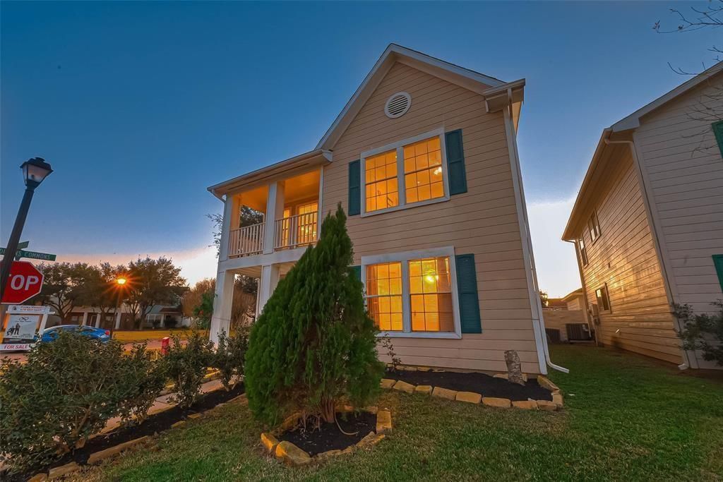 Photo of 3818 W Traditions Boulevard, Houston, TX 77082 (MLS # 98185229)