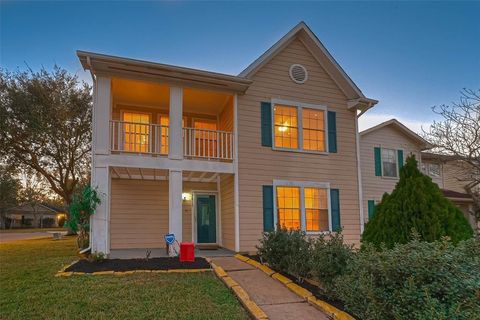 Photo of 3818 W Traditions Boulevard, Houston, TX 77082 (MLS # 98185229)