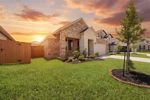 Photo of 12206 English Mist Drive, Houston, TX 77044 (MLS # 10384951)