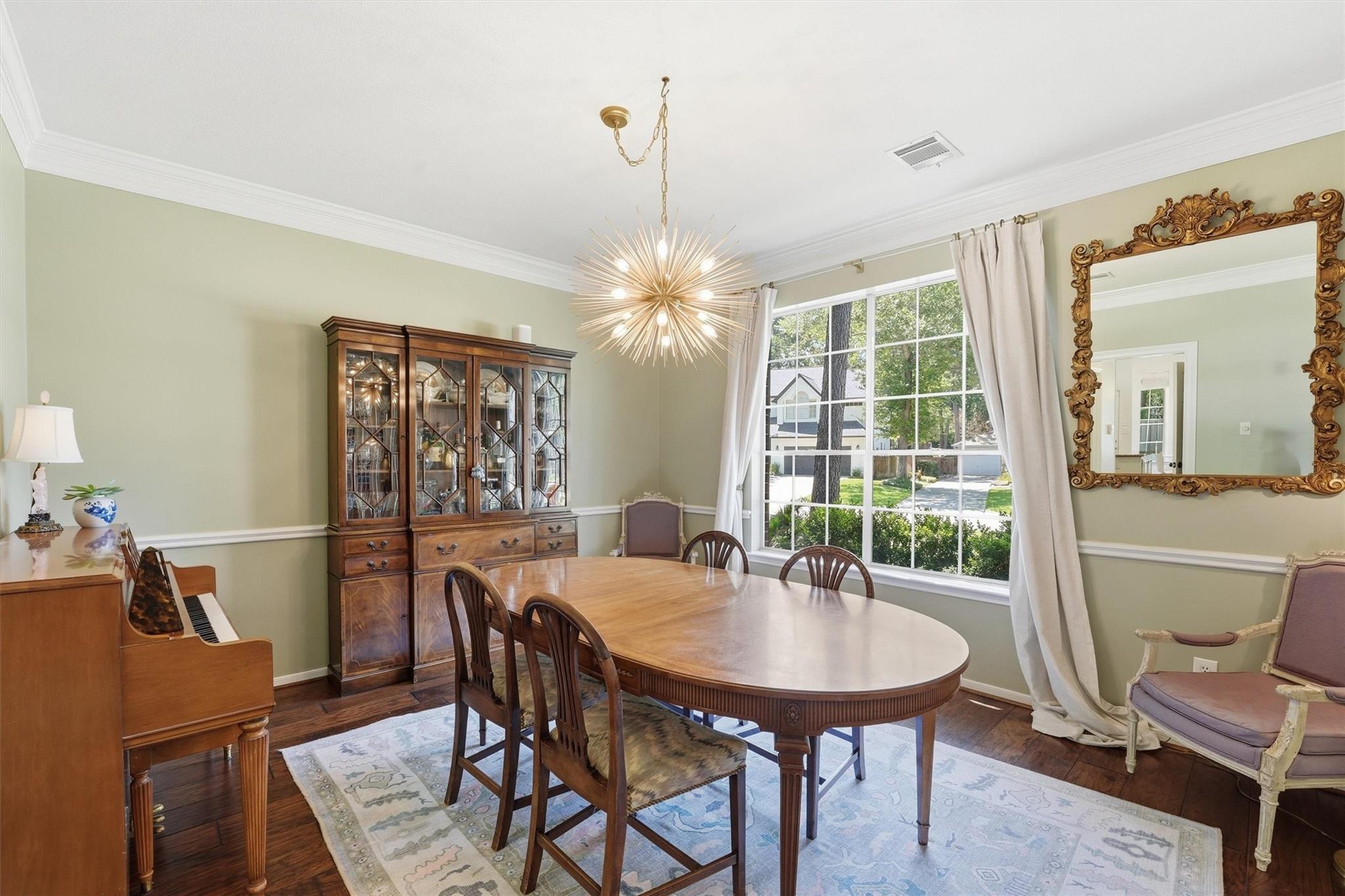 37 Treescape Circle