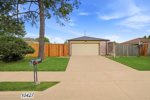 Photo of 10427 Foxrow Lane, Houston, TX 77064 (MLS # 49544794)