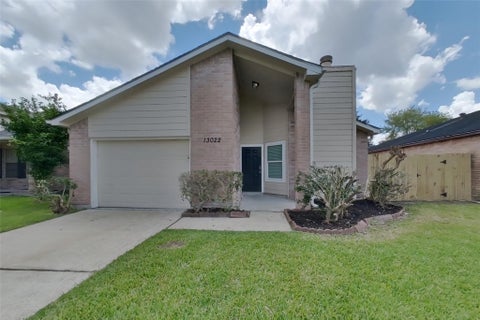 Photo of 13022 Bamboo Forest Trail, Houston, TX 77044 (MLS # 72513993)