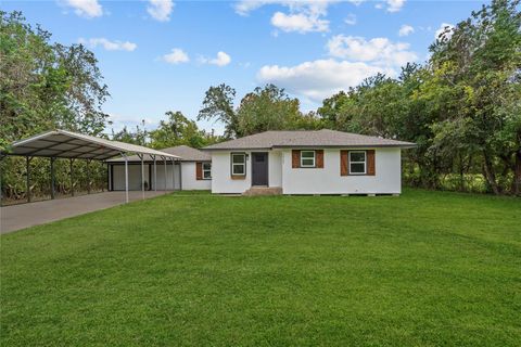 Photo of 3903 Tower Road, Santa Fe, TX 77517 (MLS # 48483273)