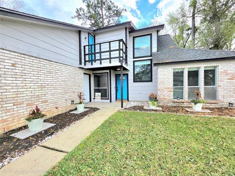 Homes For Sale - 22607 River Birch Drive<br/> Tomball, TX 77375