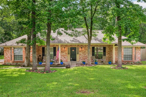 Photo of 97 Panorama Drive, Panorama Village, TX 77304 (MLS # 27957249)
