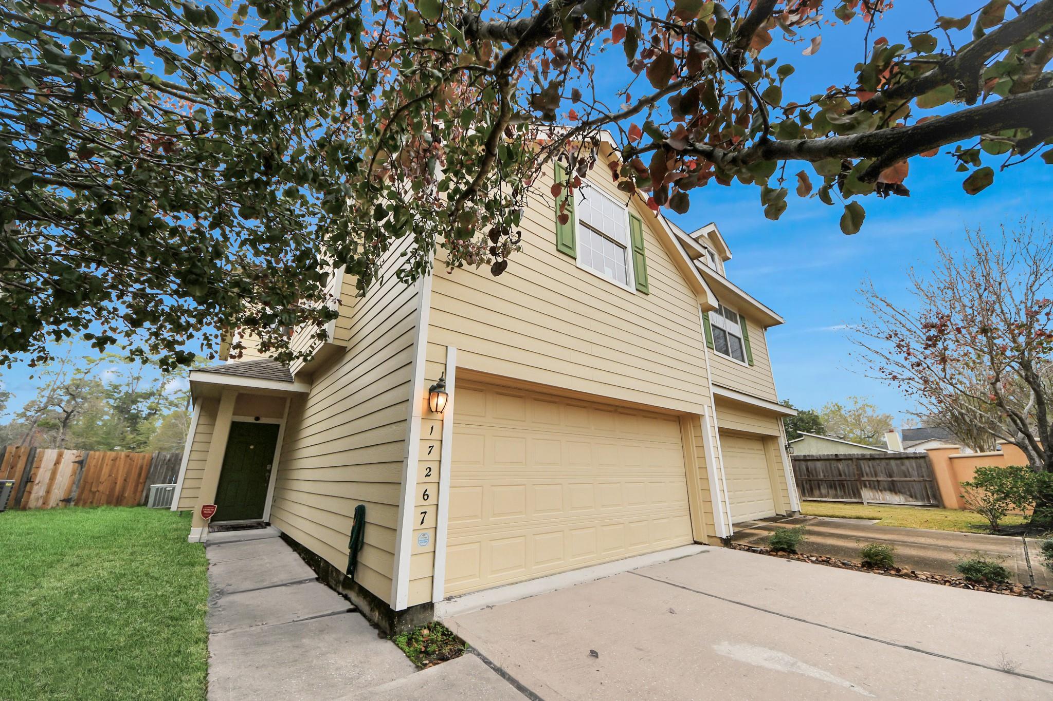 17267 Oakwood Chase Drive