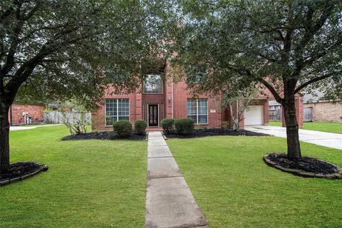Photo of 12011 Via Siena Lane, Cypress, TX 77429 (MLS # 98076625)