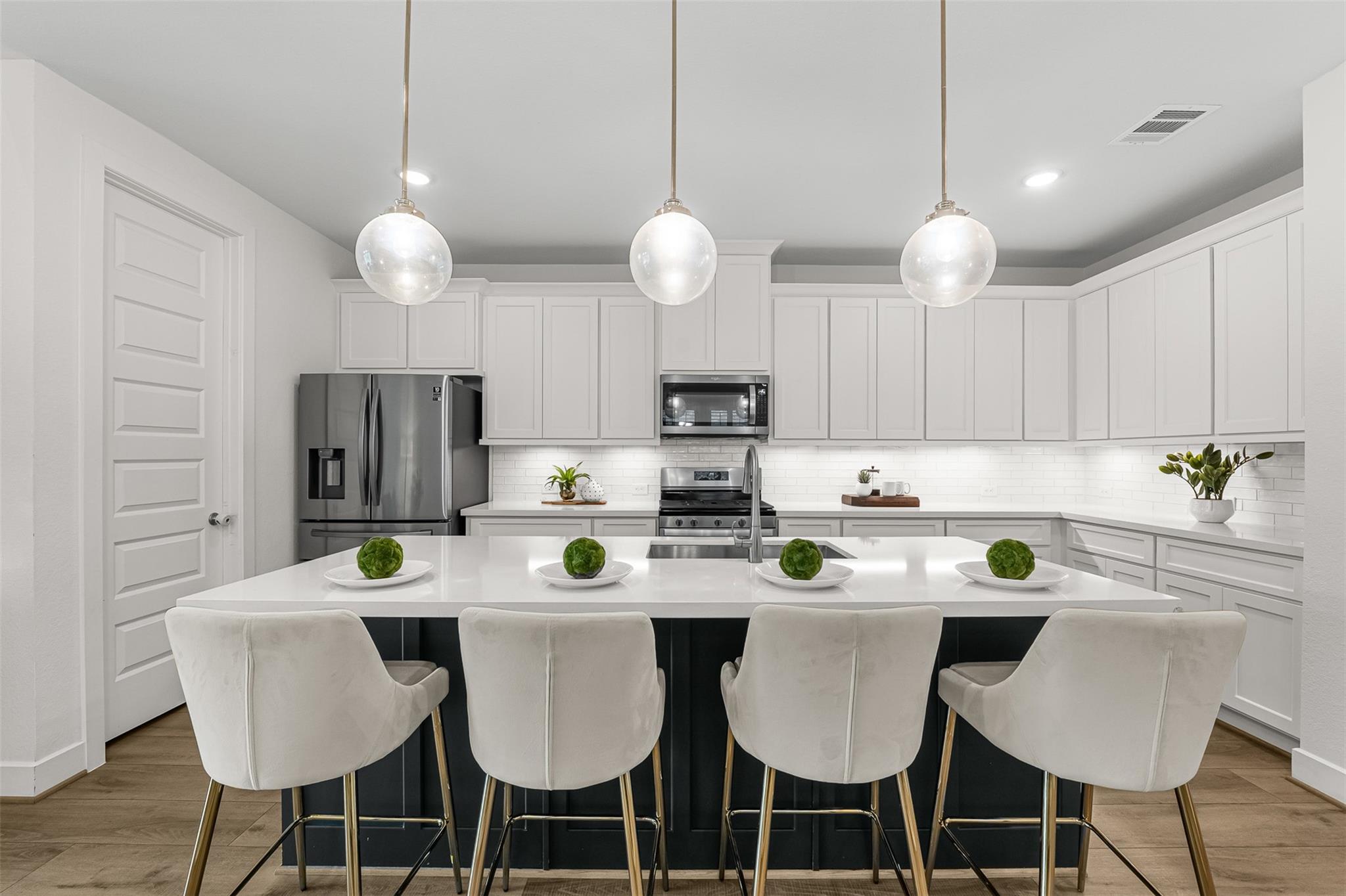 28314 Emerald Bend