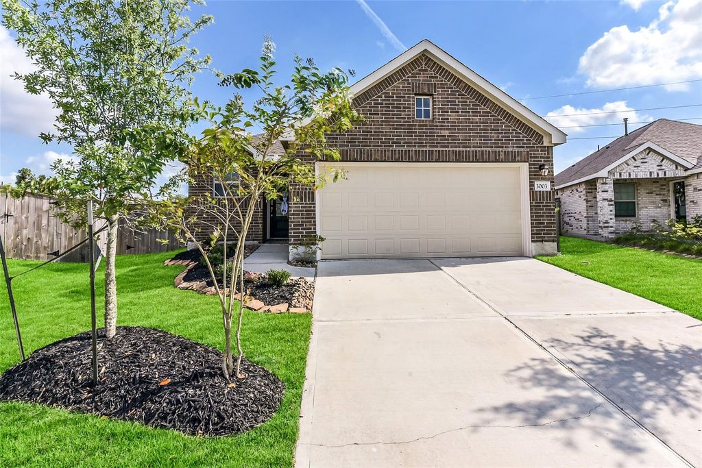 Photo of 3003 Marble Rise Trail, Kingwood, TX 77365 (MLS # 47516076)