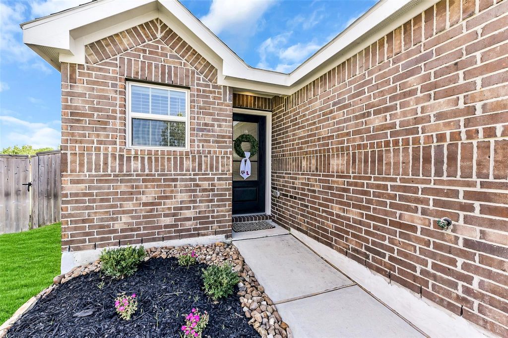 Photo of 3003 Marble Rise Trail, Kingwood, TX 77365 (MLS # 47516076)
