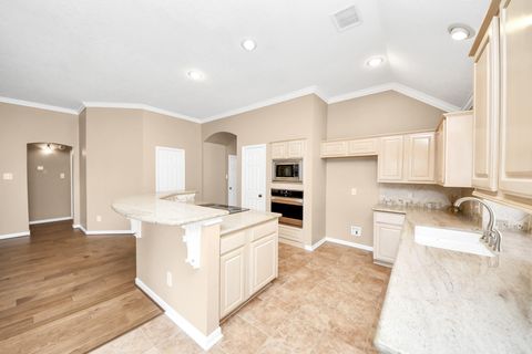 Tiny photo for 731 Avery Drive, Sugar Land, TX 77479 (MLS # 66463750)