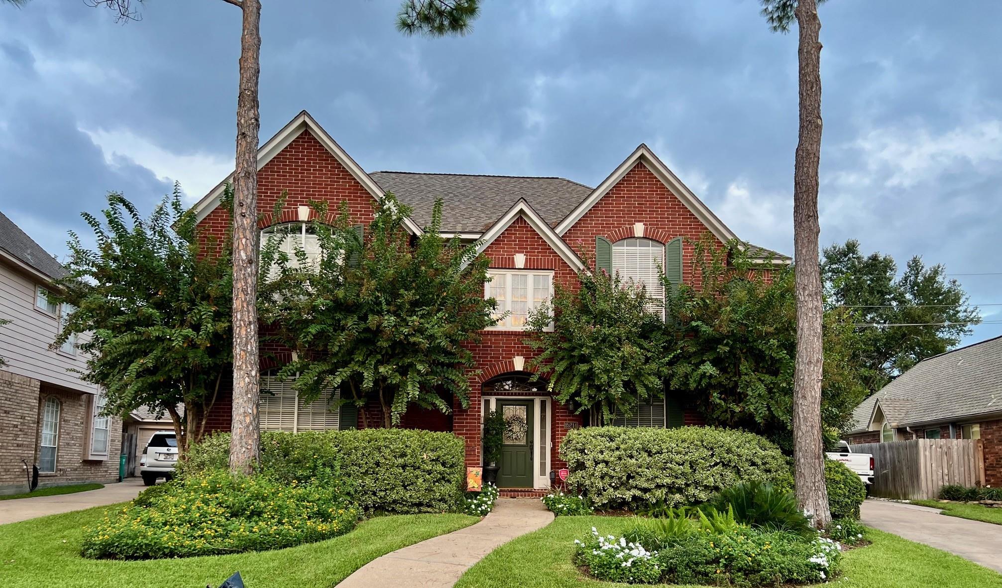 15214 Evergreen Knoll Lane