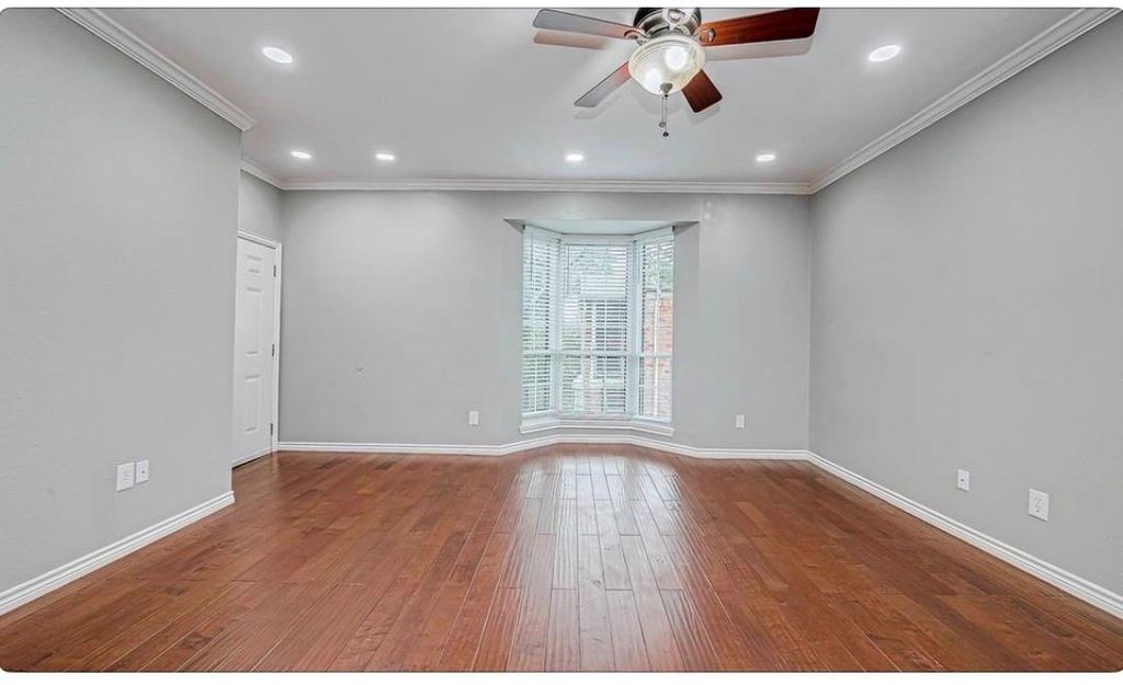 Photo of 2255 Braeswood Park Drive #252, Houston, TX 77030 (MLS # 61384938)