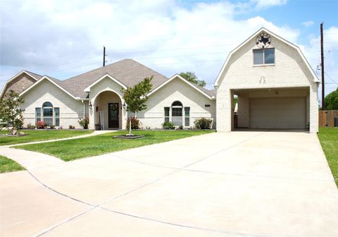 Photo of 6438 Grapevine Bend, Manvel, TX 77578 (MLS # 61517050)